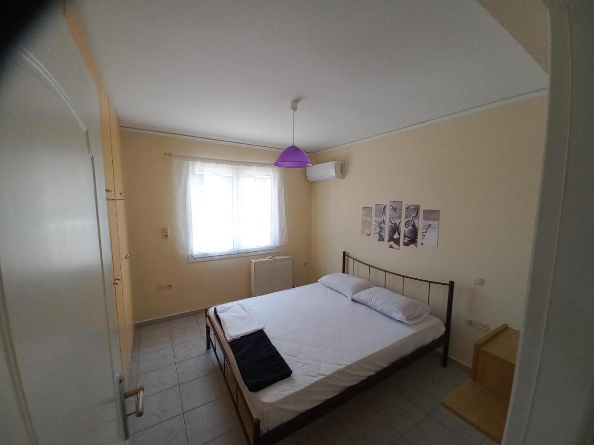 Treasure Star B&B Salamina Esterno foto