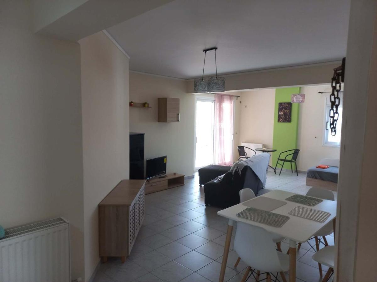 Treasure Star B&B Salamina Esterno foto
