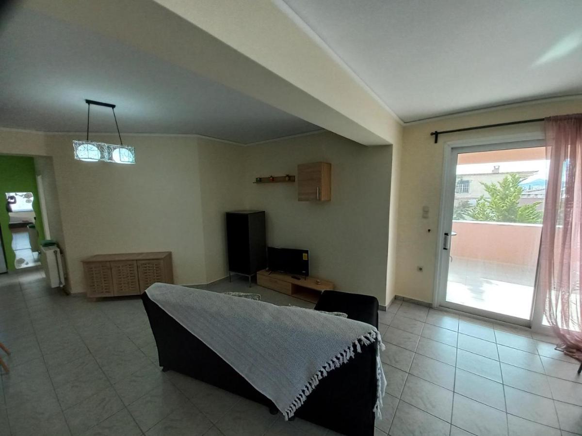Treasure Star B&B Salamina Esterno foto