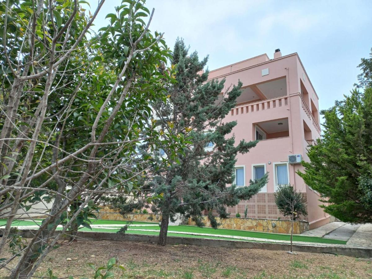 Treasure Star B&B Salamina Esterno foto